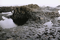 Причудливые формы скал возникли в результате медленного охлаждения базальтовой лавы
